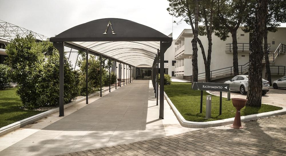D'Aragona Lifestyle Hotel Конверсано Екстер'єр фото