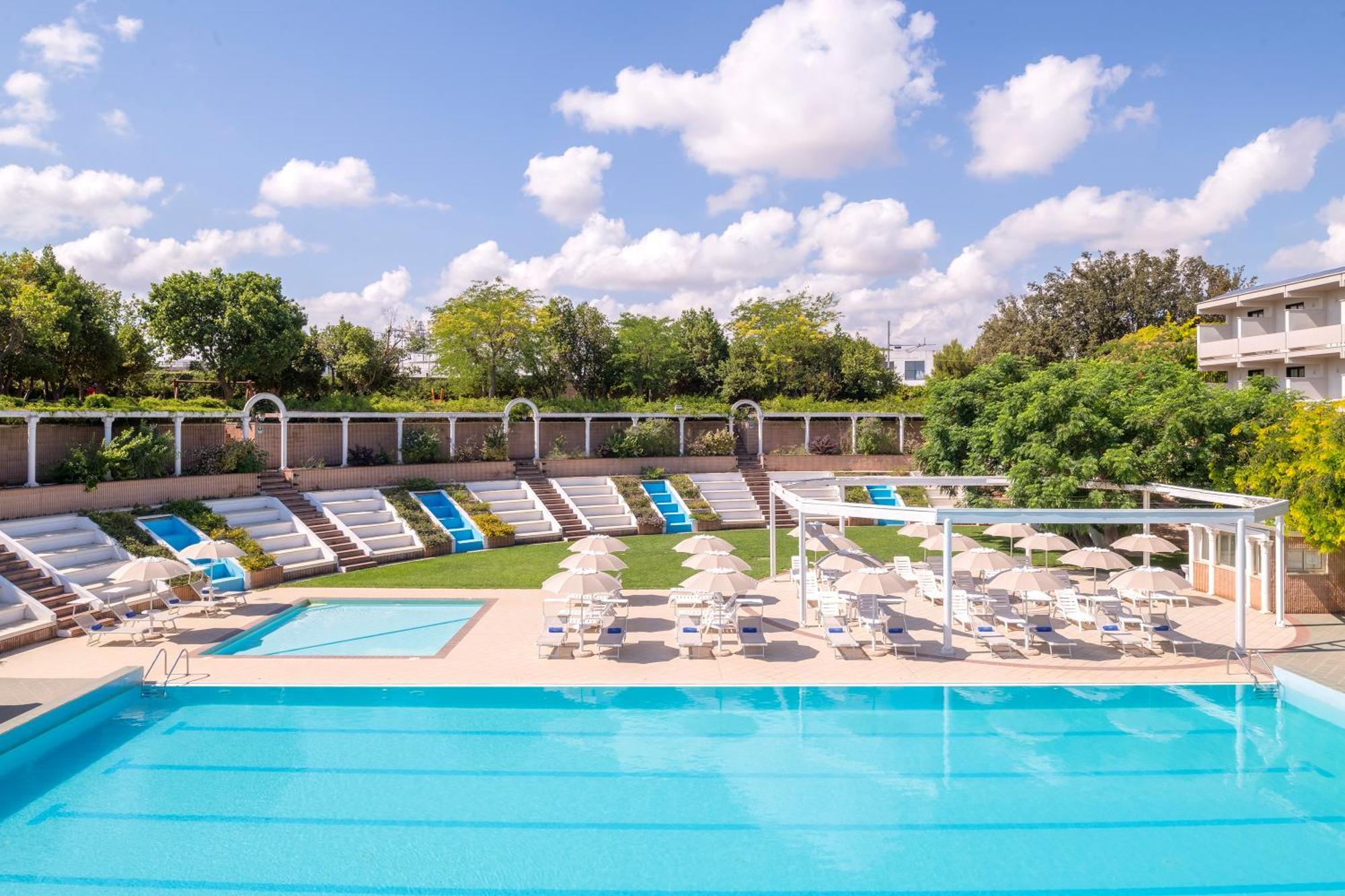 D'Aragona Lifestyle Hotel Конверсано Екстер'єр фото