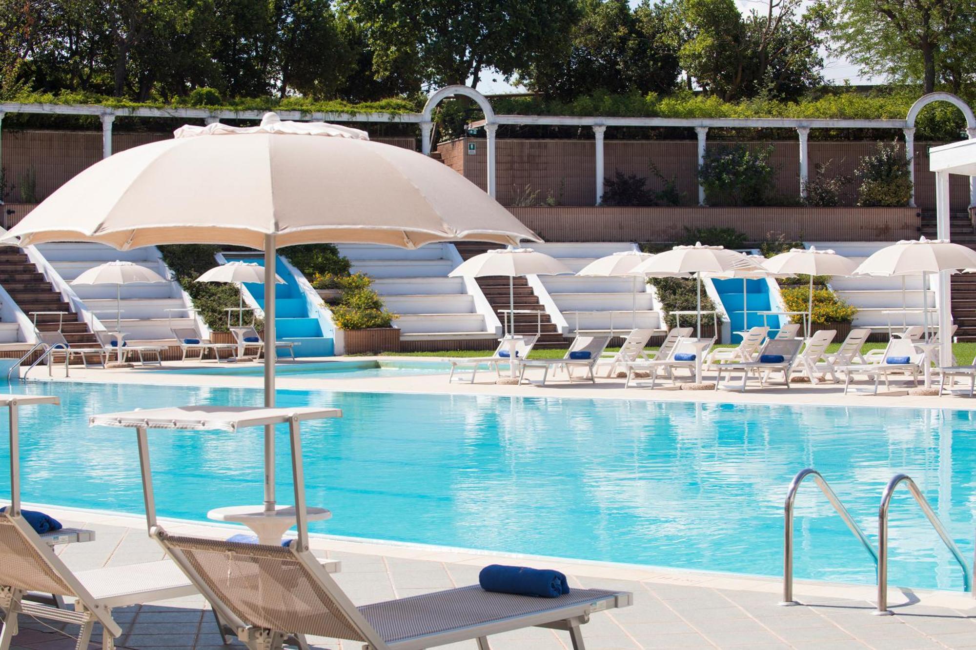 D'Aragona Lifestyle Hotel Конверсано Екстер'єр фото