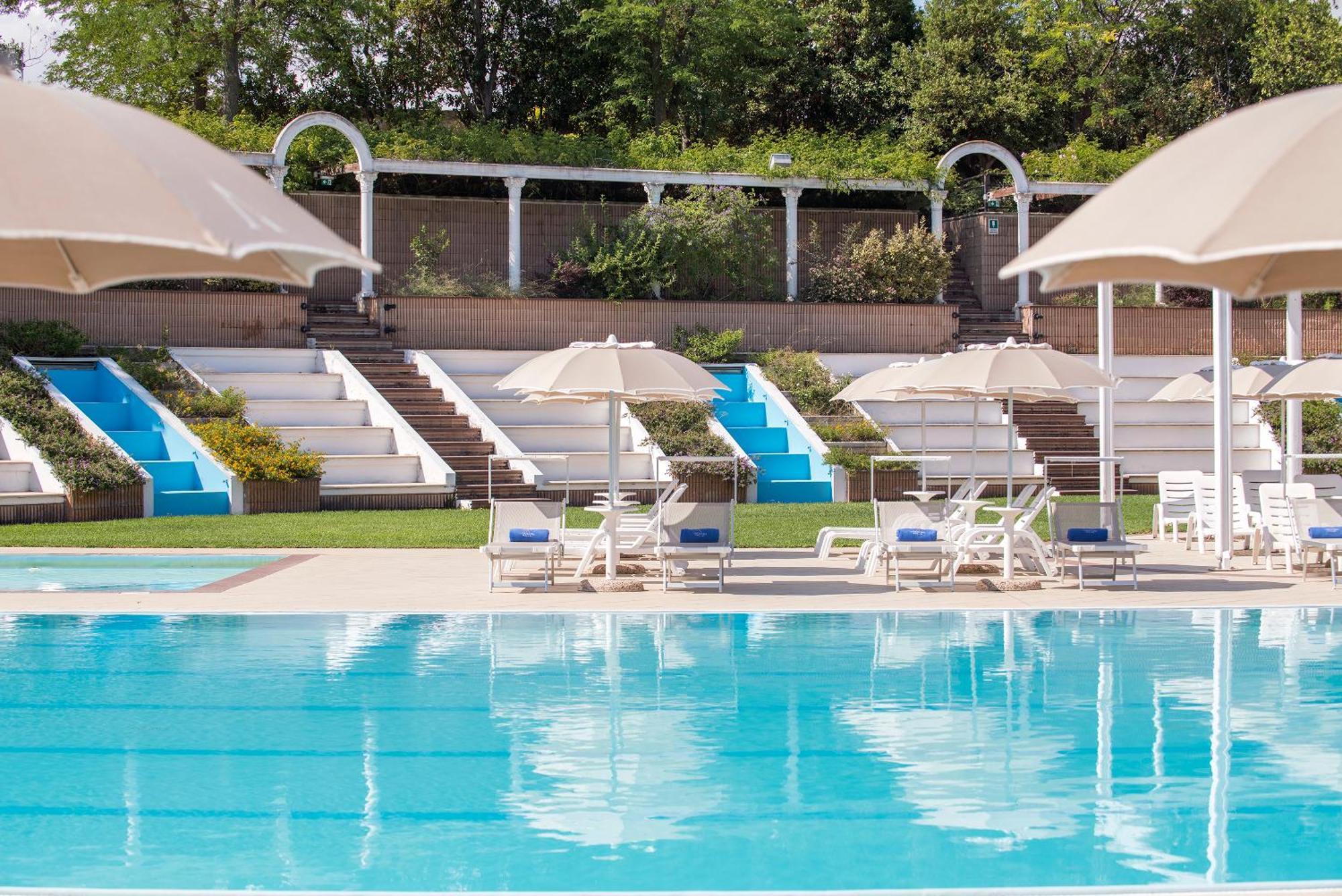 D'Aragona Lifestyle Hotel Конверсано Екстер'єр фото