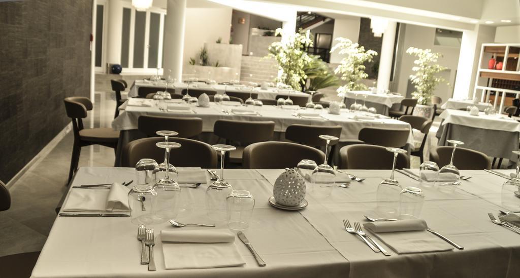 D'Aragona Lifestyle Hotel Конверсано Екстер'єр фото