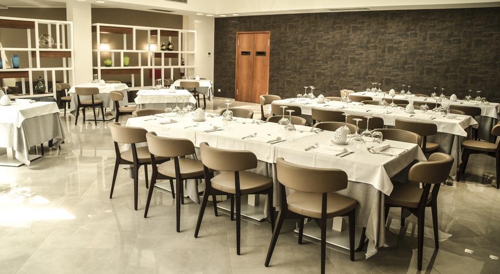 D'Aragona Lifestyle Hotel Конверсано Екстер'єр фото